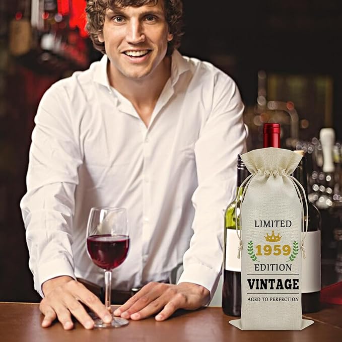 Sazuwu 65 Year Old Gifts Vintage 1959 Wine Bag 65th Birthday Gifts for Women Men Gifts for Someone Turning 65 Wine Bottle Decoration Bag Born in 1959 Gifts Wine Accessories Gifts for Wine Lovers