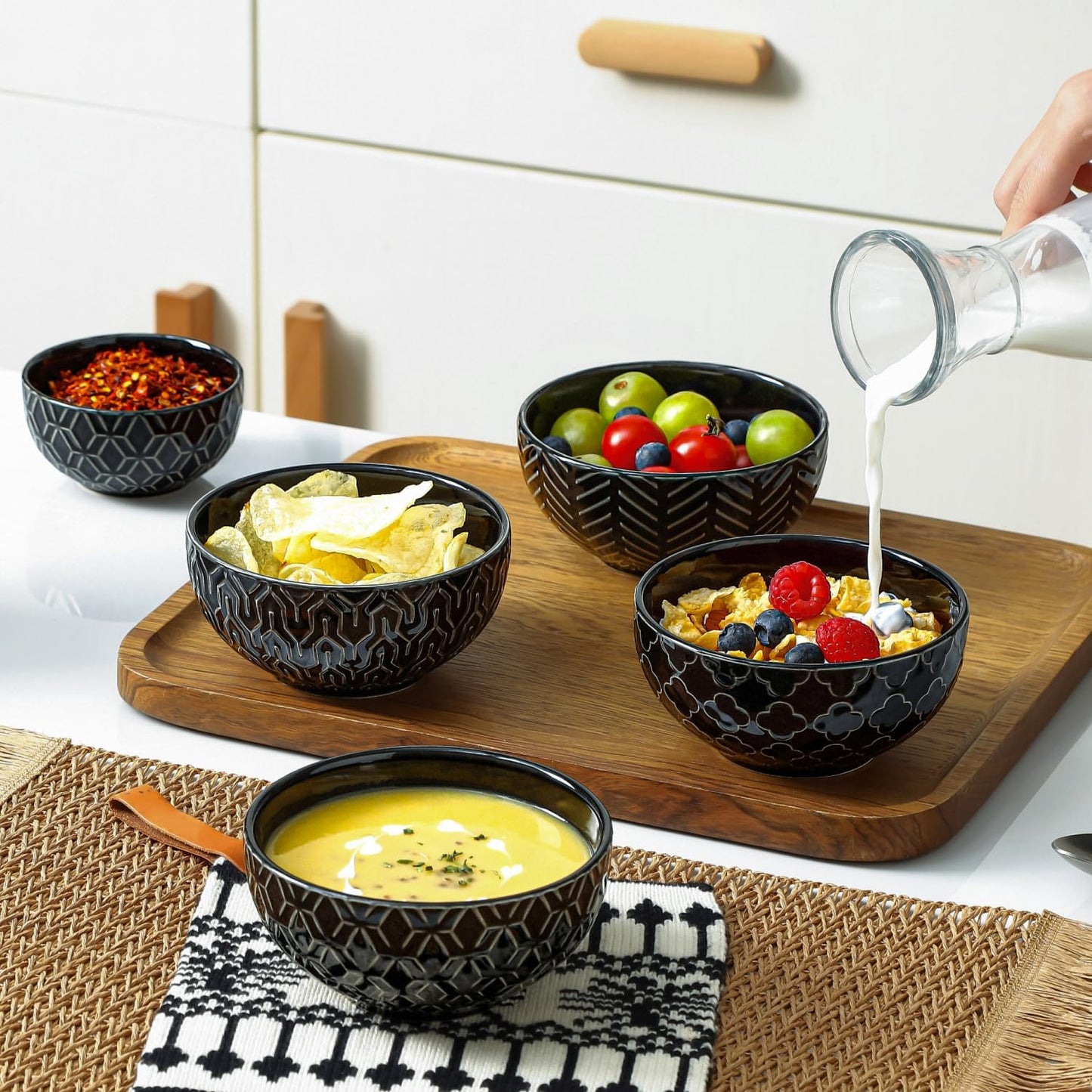 Sureasy Ceramic Ice Cream Bowls, 12oz Embossed Dessert Bowls Set, 4.6 Inch Stoneware Small Bowls for Snack, Sauce, Fruits, Microwave and Dishwasher Safe, Set of 4, Black