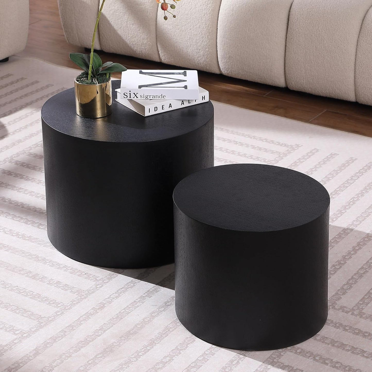 18.9”Round Nesting Coffee Table Set of 2,Wooden Circle Coffee and End Tables,Durable Accent Furniture,Modern Space-Saving Design for Small Living Rooms,Offices,No Assembling Needed,Black