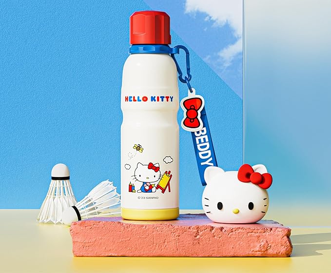 Hello Kitty Stainless Steel Insulated Water Bottle with Buckle and Strap - 600ml